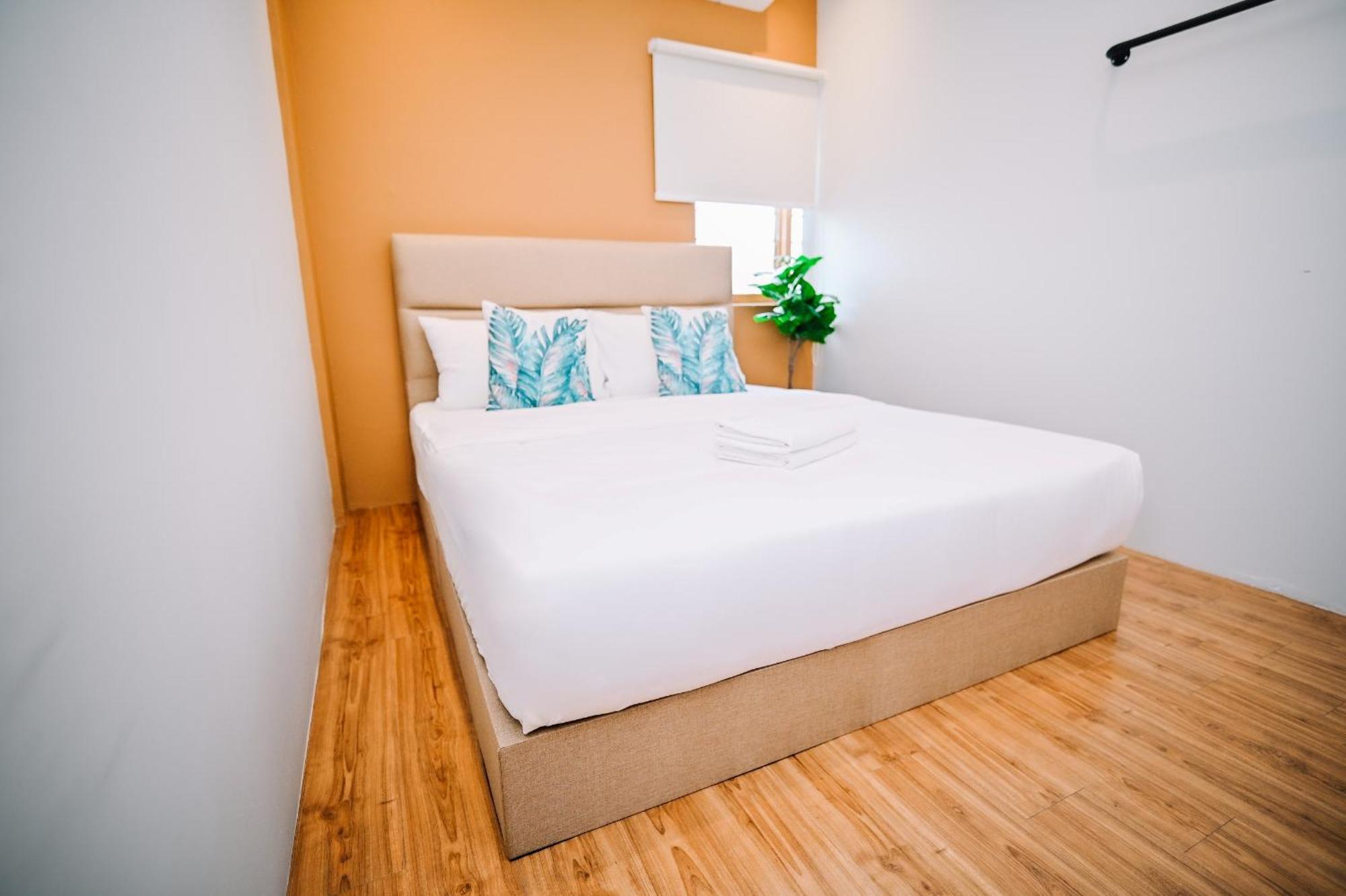 Swing & Pillows - Lebuh Victoria, Penang George Town Bagian luar foto